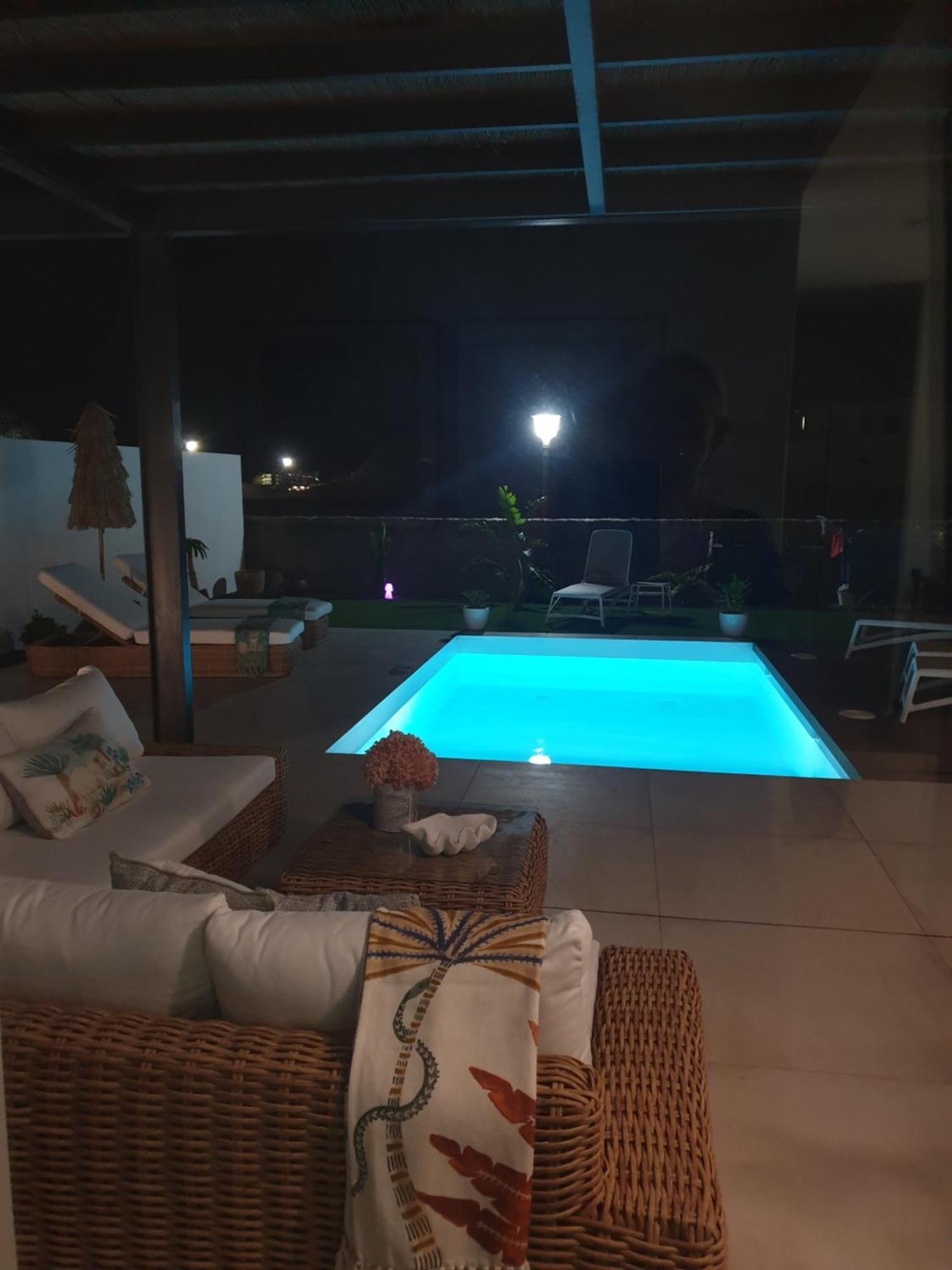 Serena Holiday Homes By Livvo Playa Blanca  Exterior photo